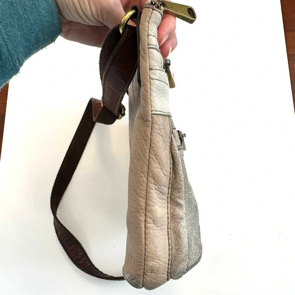 Fossil Explorer Leather cream and metallic Crossbody bag